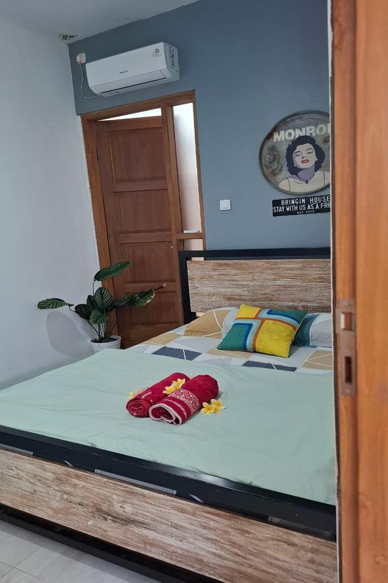 Bring In House Yogyakarta Apartamento Exterior foto