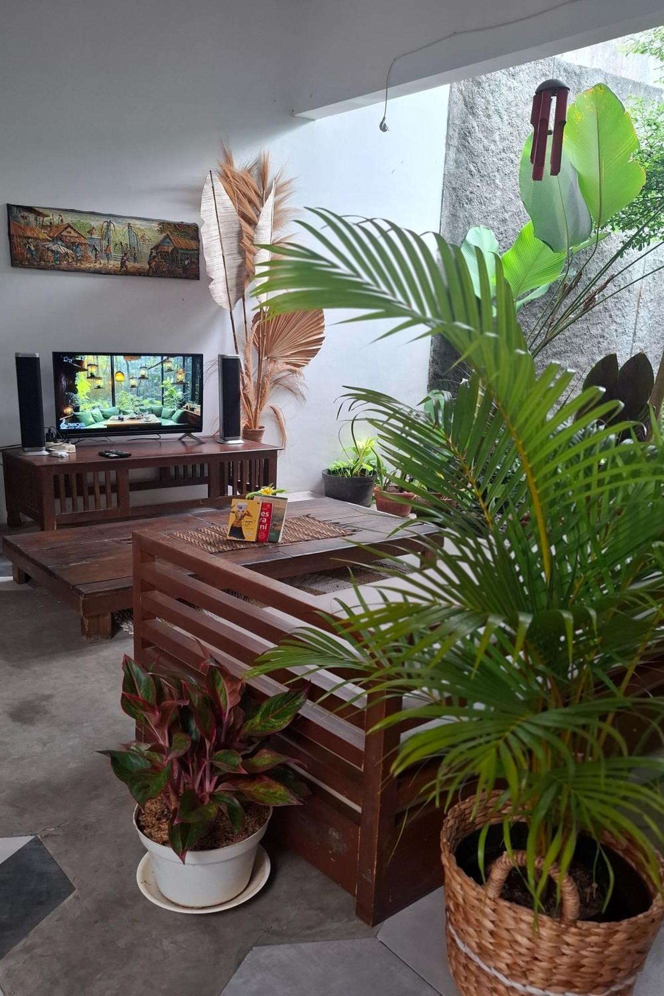 Bring In House Yogyakarta Apartamento Exterior foto