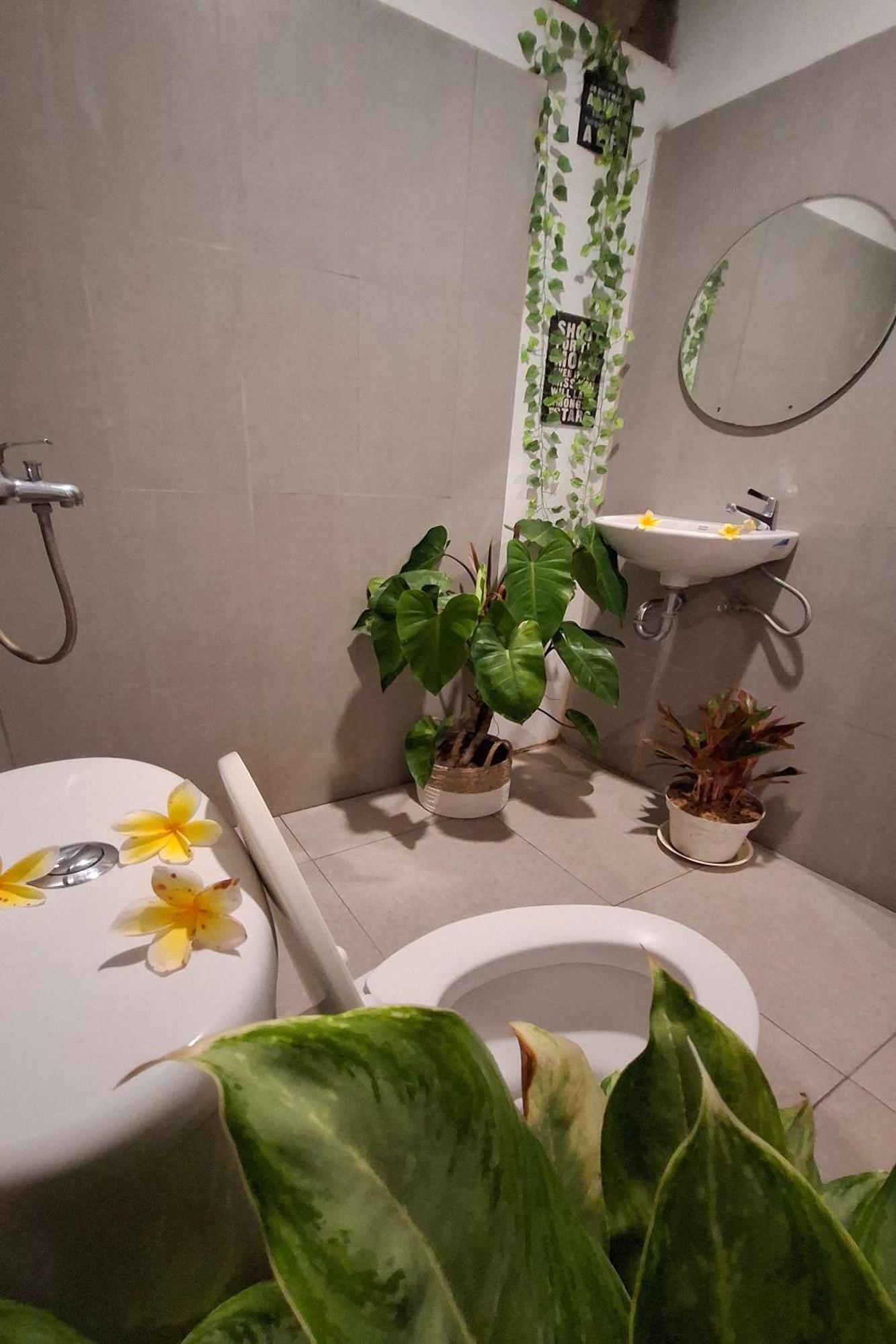 Bring In House Yogyakarta Apartamento Exterior foto