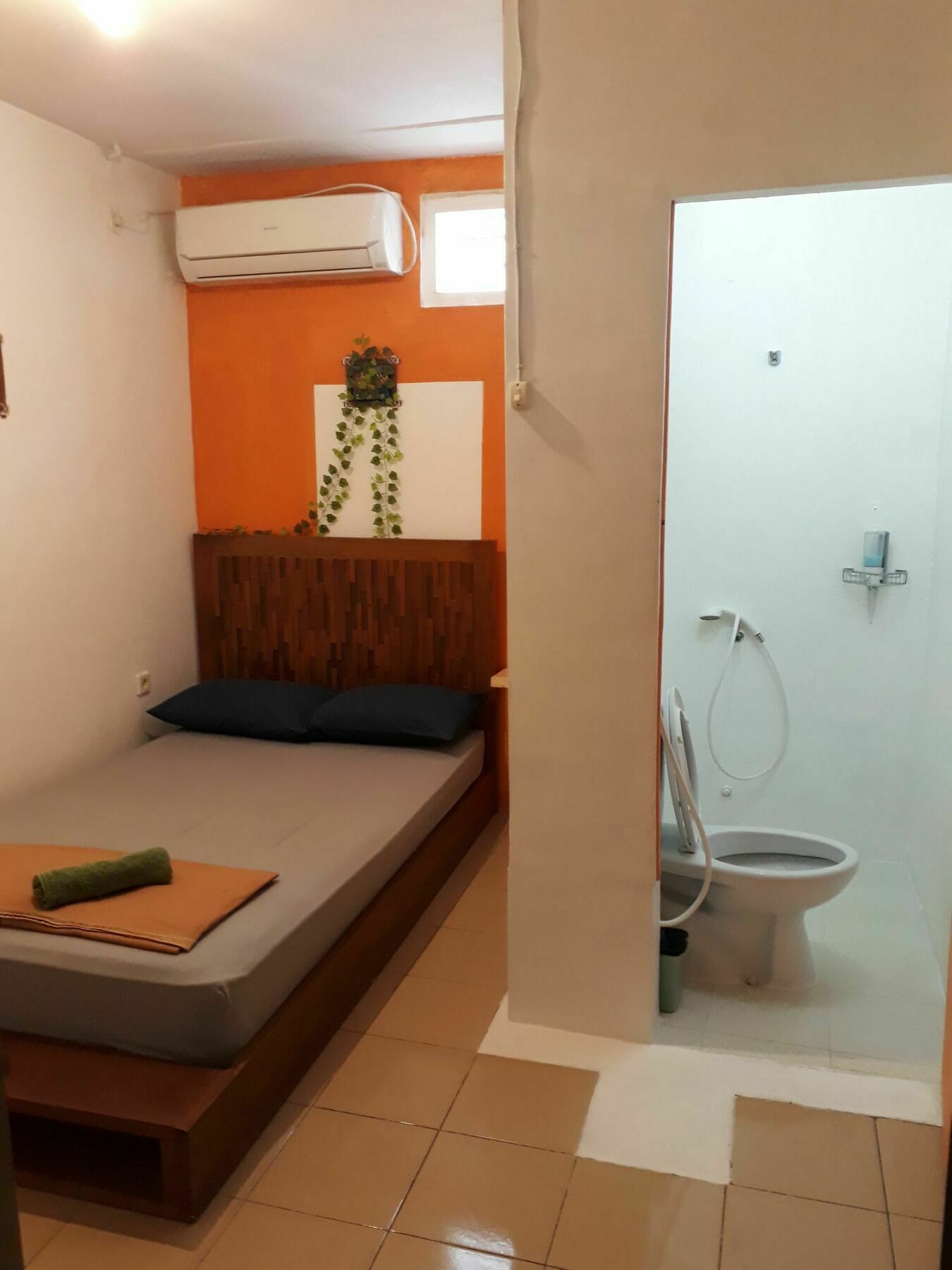 Bring In House Yogyakarta Apartamento Exterior foto